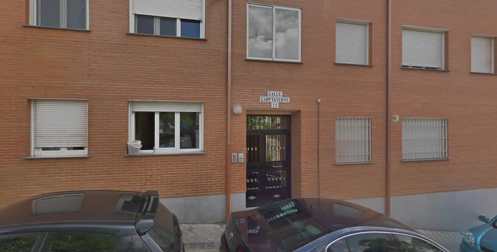 Vista exterior de Piso en venta en El Espinar con Alarma