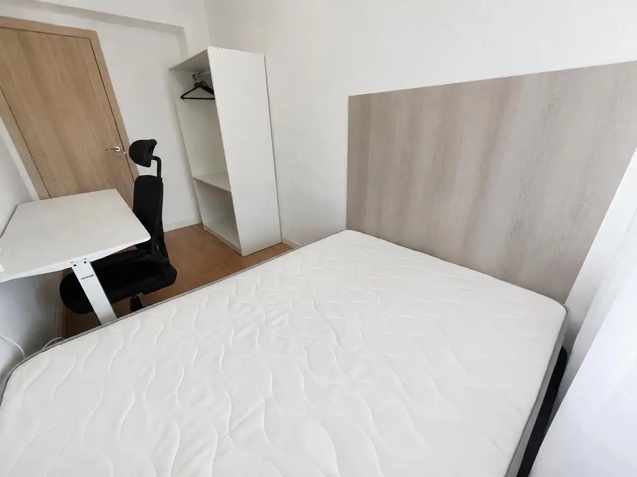 Schlafzimmer von Wohnung zur untervermieten in Madrid mit Heizung, Möbliert und Internet