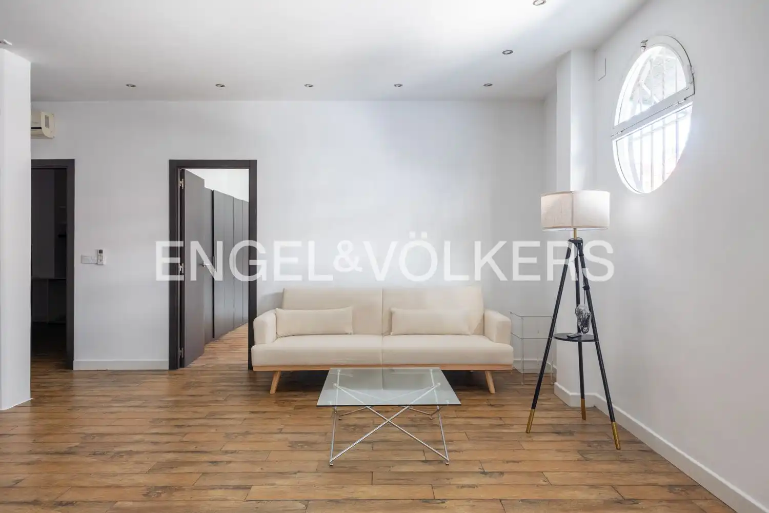 Living room of Flat for rent in Valencia  with Air Conditioner, Heating and Terrace