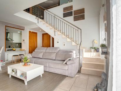 Living room of Duplex for sale in Granollers  with Heating, Parquet flooring and Terrace