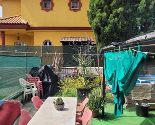 Jardí de Casa adosada en venda en Mairena del Aljarafe amb Terrassa i Piscina