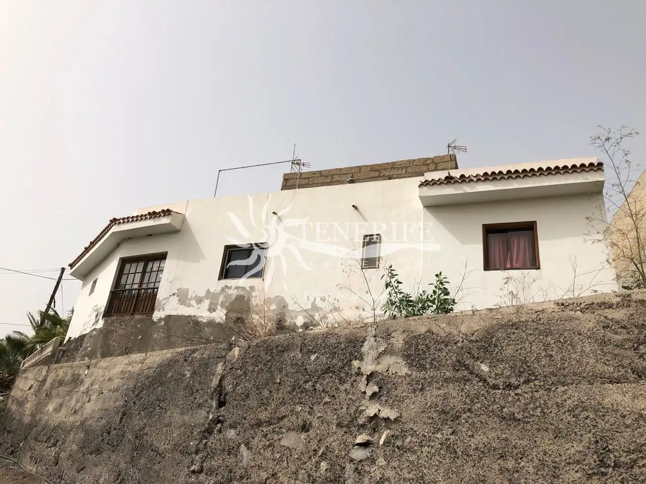 Vista exterior de Finca rústica en venta en Guía de Isora con Jardín privado, Trastero y Amueblado