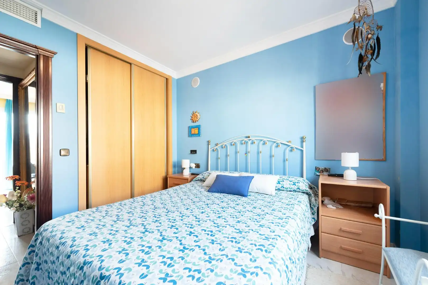 Dormitori de Casa o xalet en venda en Rincón de la Victoria amb Aire condicionat, Jardí privat i Terrassa
