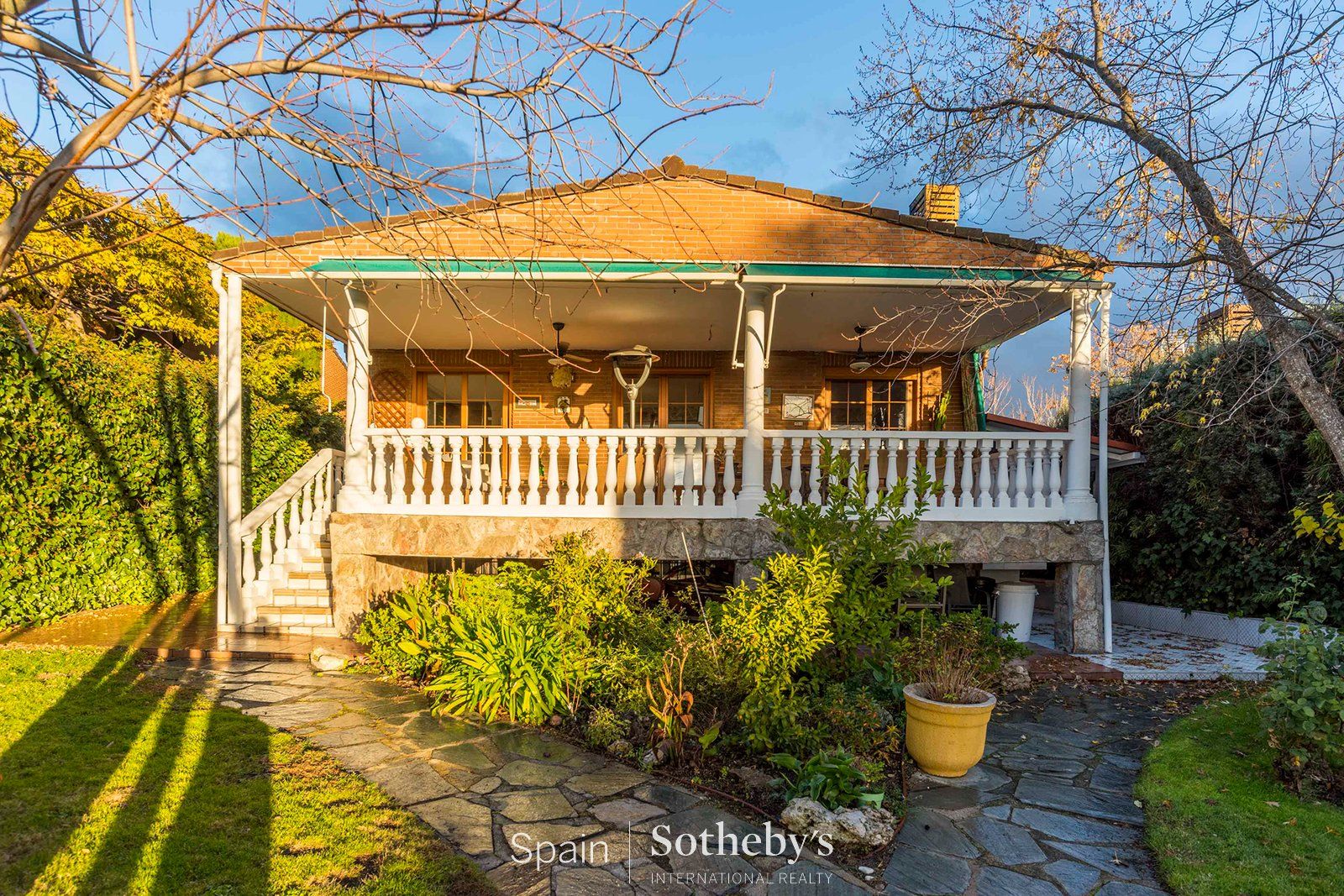 Vista exterior de Casa o chalet en venta en Rivas-Vaciamadrid con Calefacción, Jardín privado y Terraza