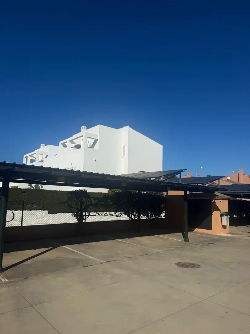 Baixos amb piscina en venda a Novo Sancti Petri, imagen 33