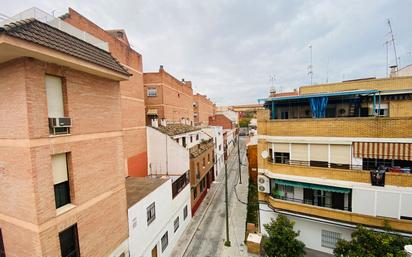Exterior view of House or chalet for sale in  Córdoba Capital  with Air Conditioner and Terrace