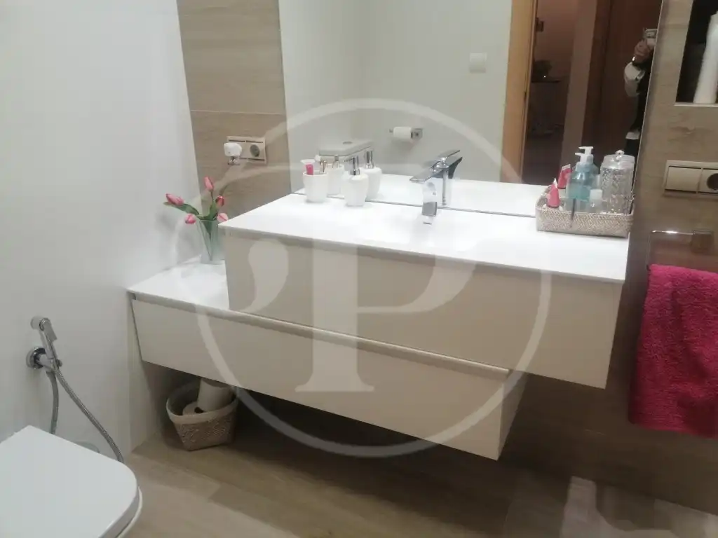 Baño de Apartamento en venta en Mislata con Aire acondicionado y Balcón