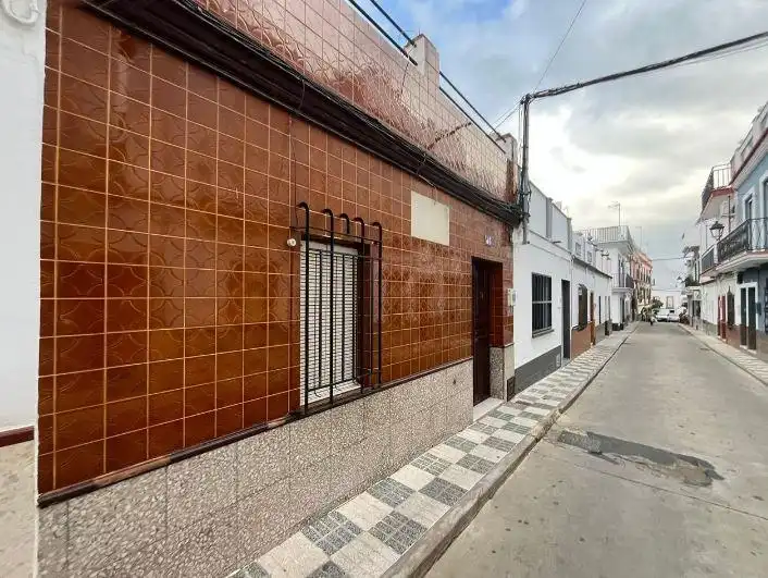 Adossat en venda a Calle Azucena 12