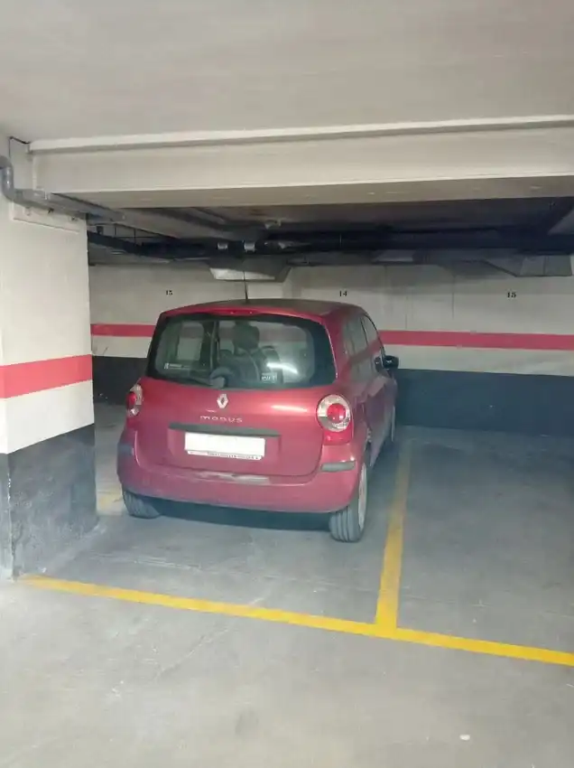 Garatge de lloguer a Paseo de los Melancólicos, 11, Imperial