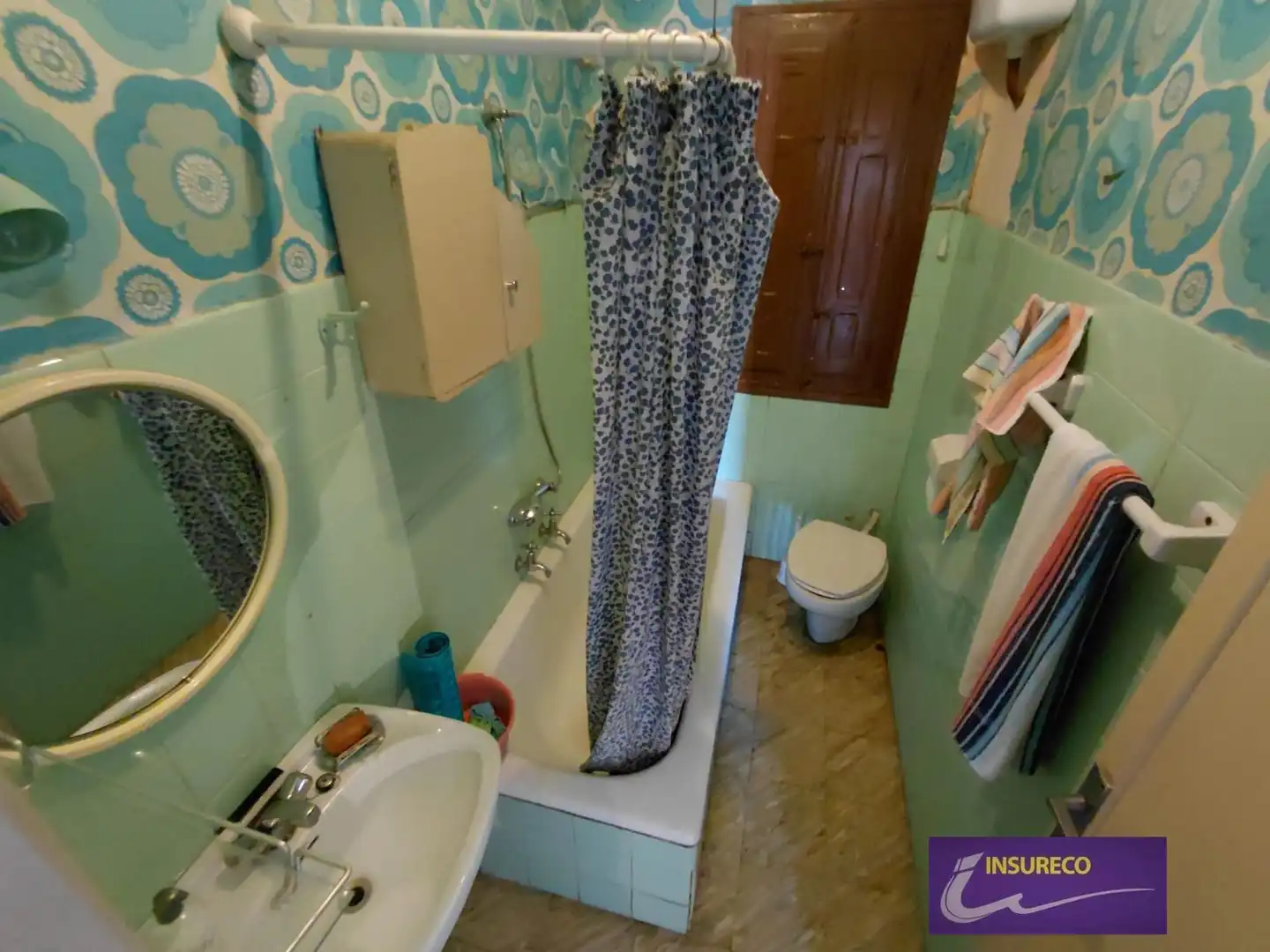 Bathroom of Houses for sale in Cuadros  with Private garden and Terrace