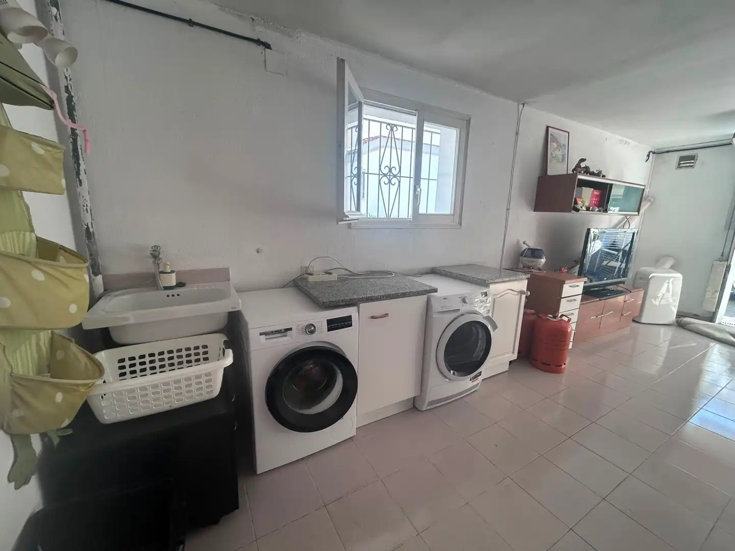 Cocina de Casa o chalet en venta en L'Escala con Aire acondicionado, Calefacción y Jardín privado