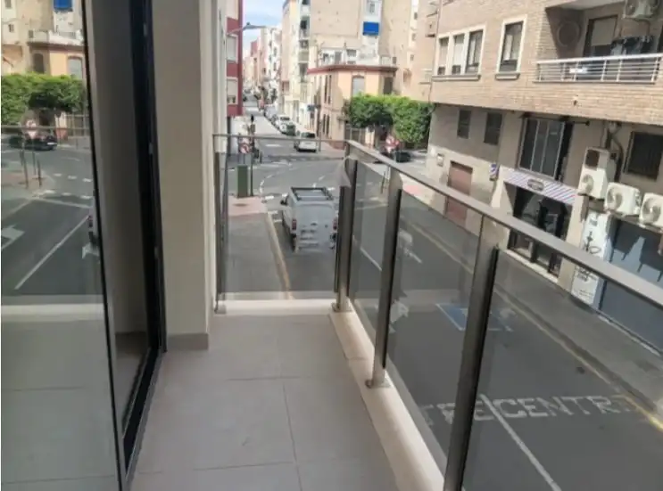 Piso con terraza en venta en Ronda del Millars, imagen 12