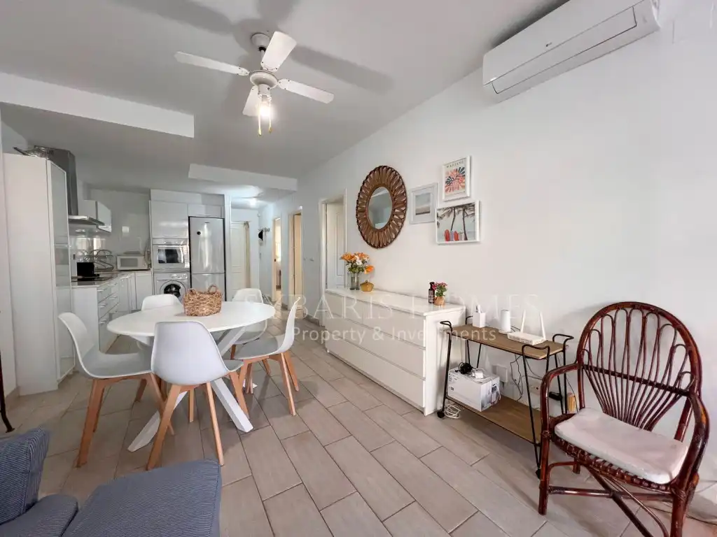 Apartments for sale in Carrer Llac Baikal, 3, L'Almadrava - L'Estanyó