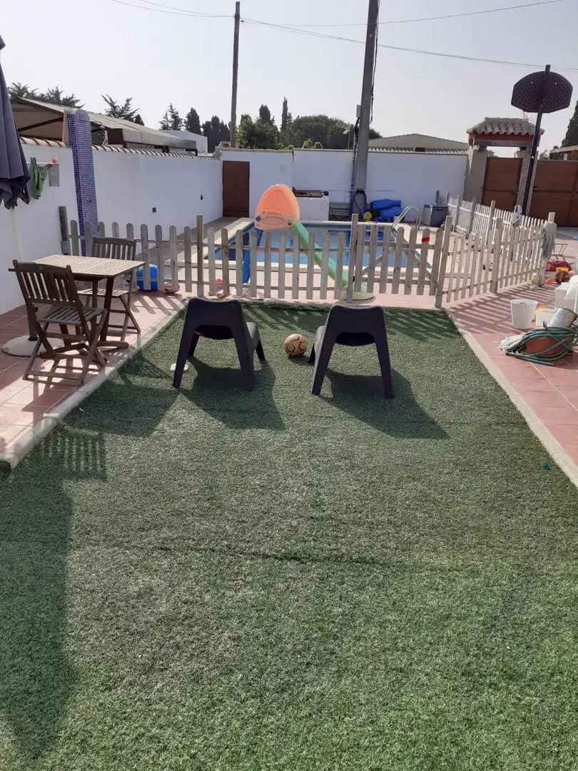 Detached house with pool to rent in Núcleo urbano, imagen 9