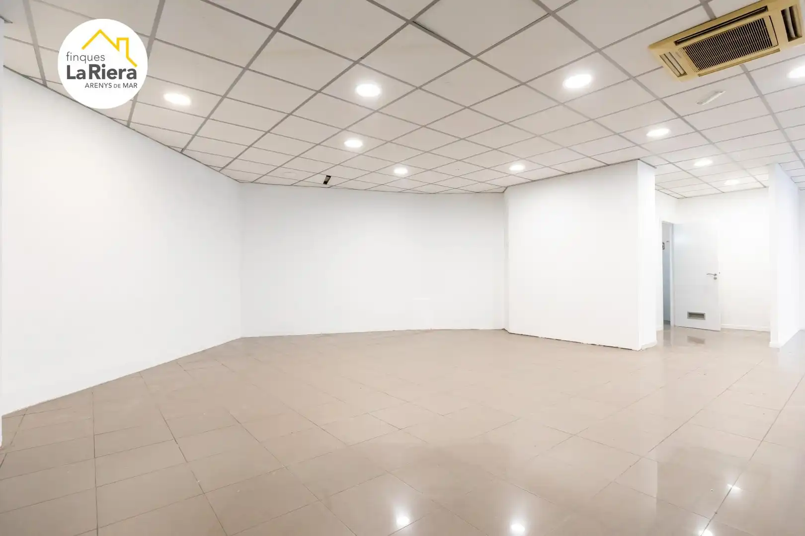 Business premises to rent in Centre, imagen 12