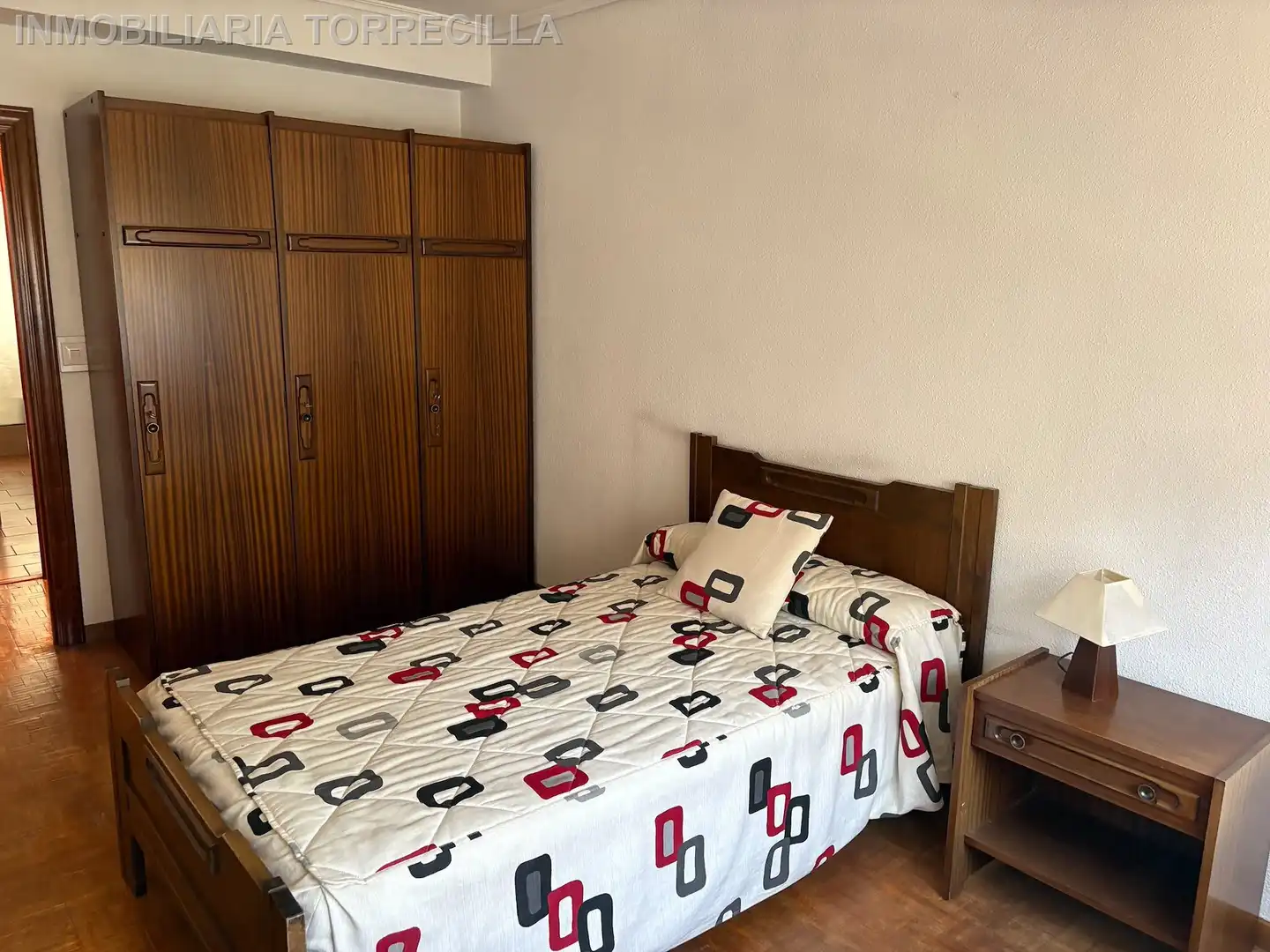 Dormitori de Pis en venda en Valladolid amb Calefacció, Parquet i Terrassa