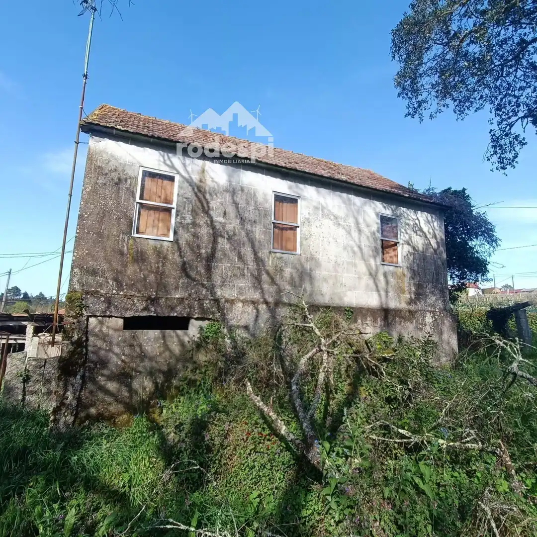 Detached homes for sale in Salvaterra de Miño