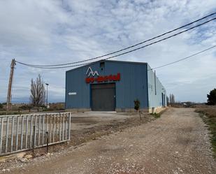 Vista exterior de Nau industrial en venda en  Lleida Capital amb Calefacció i Alarma