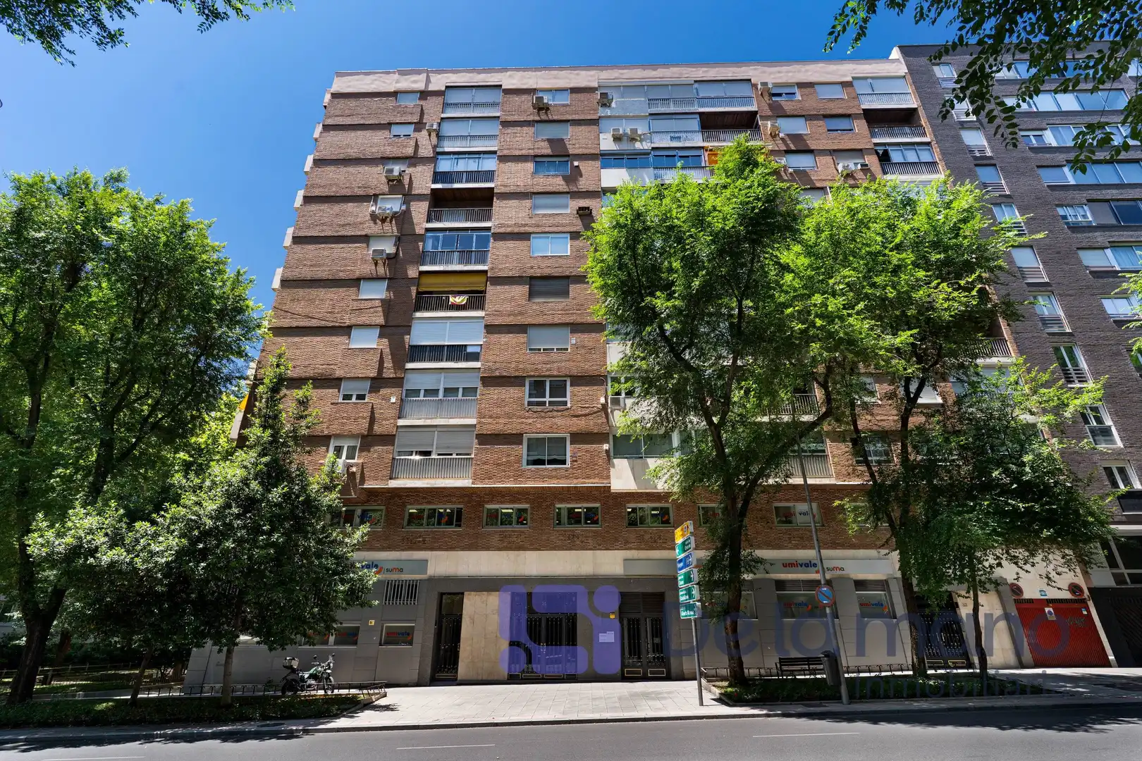 Vista exterior de Piso de alquiler en Madrid con Aire acondicionado, Calefacción y Trastero