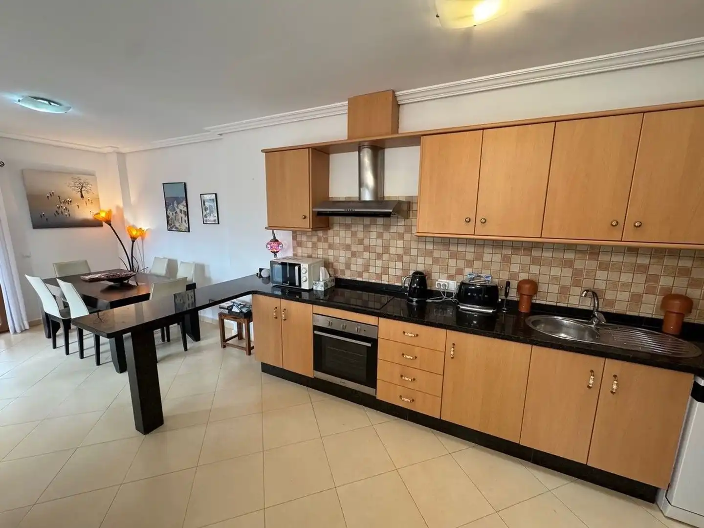 Küche von Einfamilien-Reihenhaus zum Verkauf in Turre mit Klimaanlage, Heizung und Terrasse