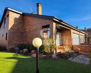 Exterior view of Single-family semi-detached for sale in Collado Villalba  with Swimming Pool