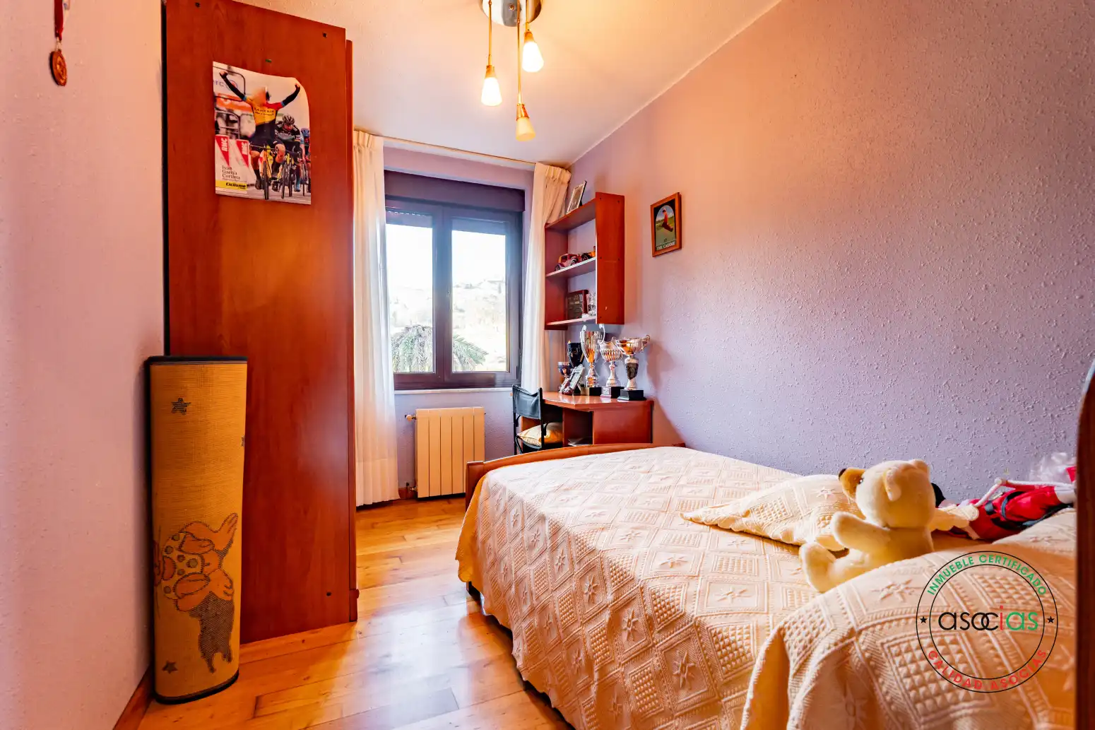 Habitación de Casa o chalet en venta en Gijón  con Calefacción y Amueblado