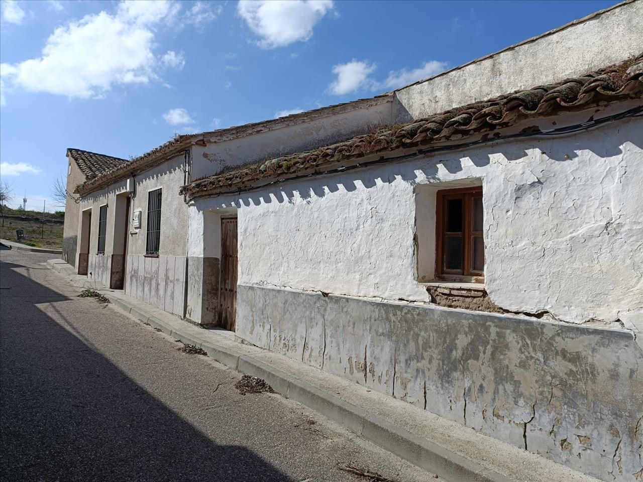 Exterior view of House or chalet for sale in Santo Domingo-Caudilla  with Heating and Private garden