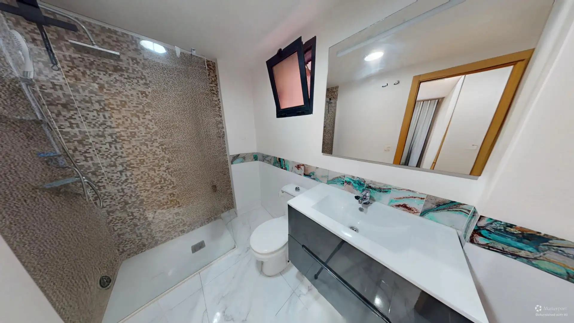 Flat for sale in Avenida 3 de Abril de 1979, Haygon - Universidad