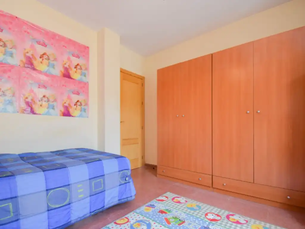 Dormitori de Casa adosada en venda en Alhendín amb Terrassa