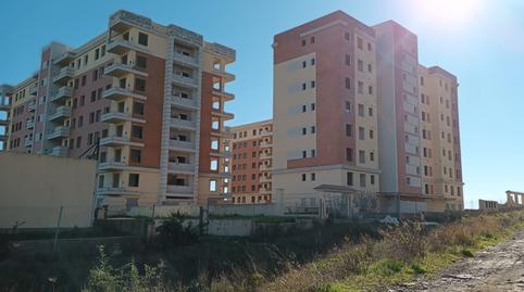 Foto 2 de Edifici en venda a Avenida del Cobre, La Granja - La Colina - Los Pastores, Cádiz