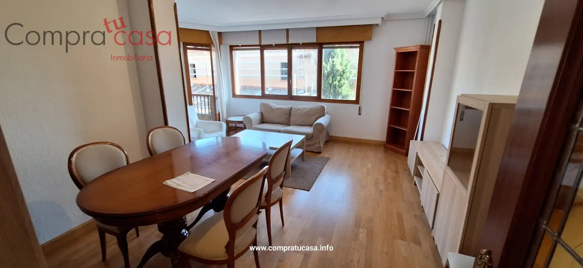 Sala d'estar de Pis de lloguer en Segovia amb Calefacció, Terrassa i Moblat