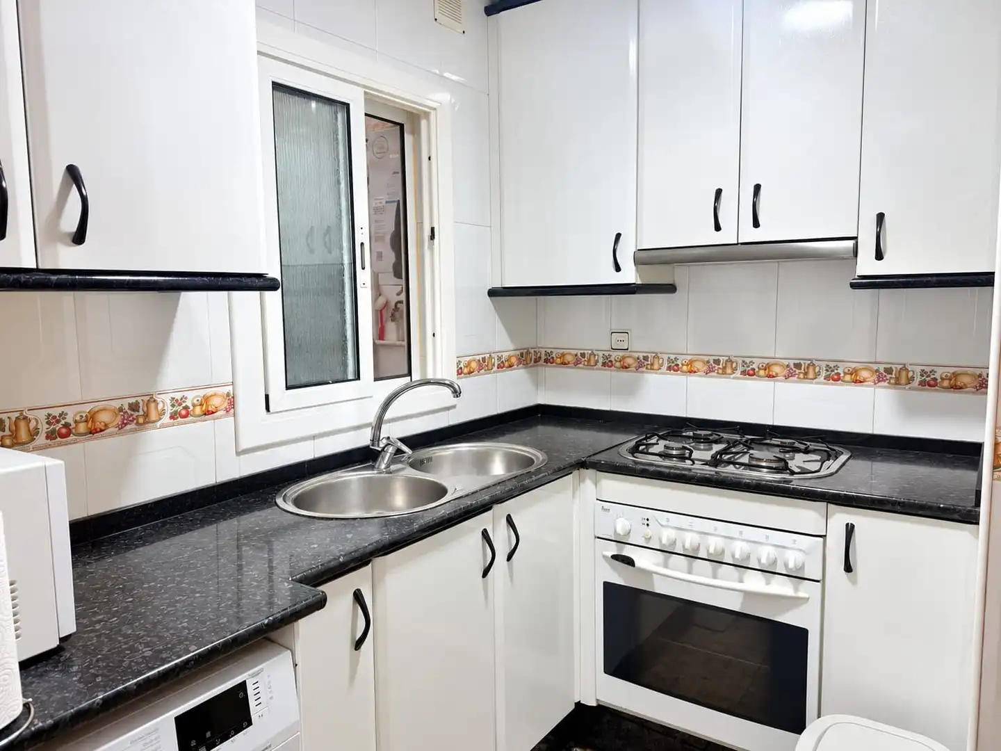 Piso con terraza en venta en Carrer de la Mare de Déu del Carme, imagen 2
