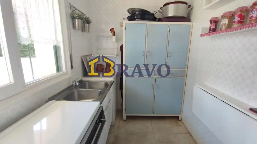 Cocina de Piso en venta en Medina de Pomar con Calefacción, Jardín privado y Terraza