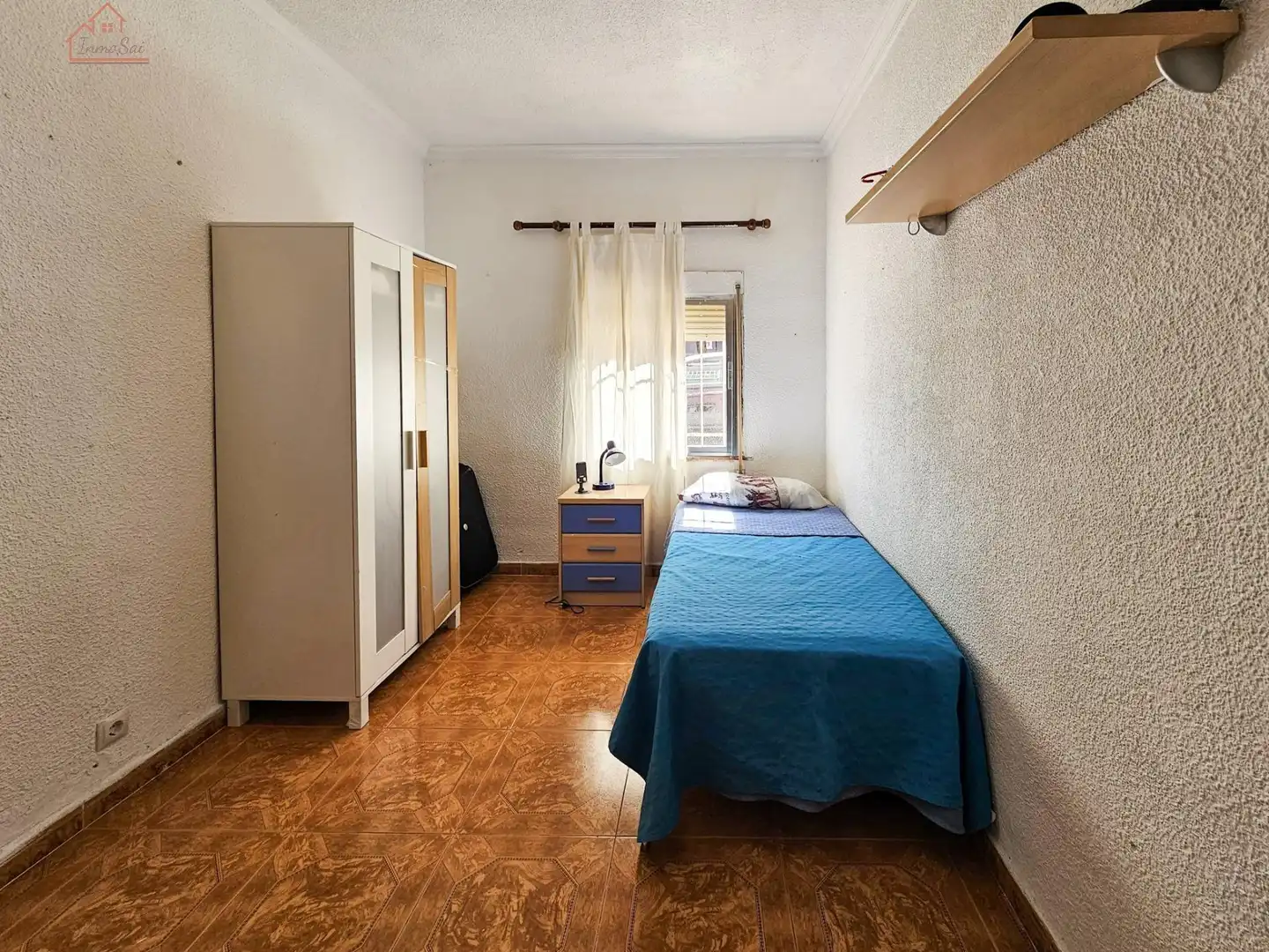 Habitación de Piso en venta en Madrid con Calefacción