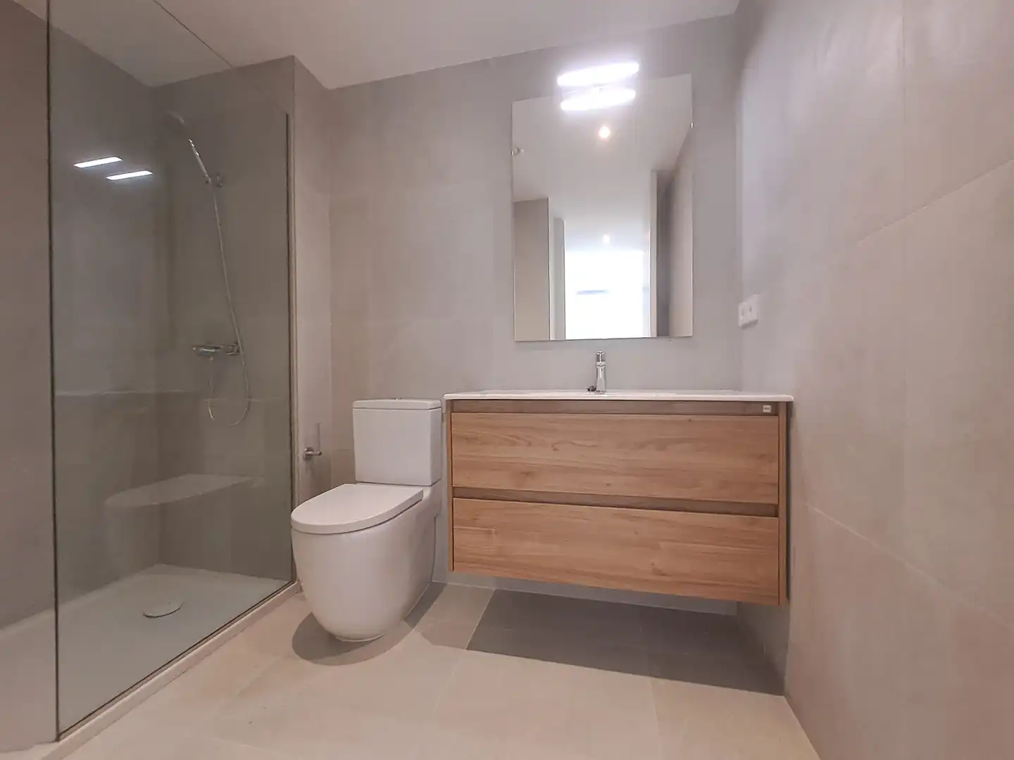 Apartment with terrace to rent in Carrer Fray Luis de León, imagen 4