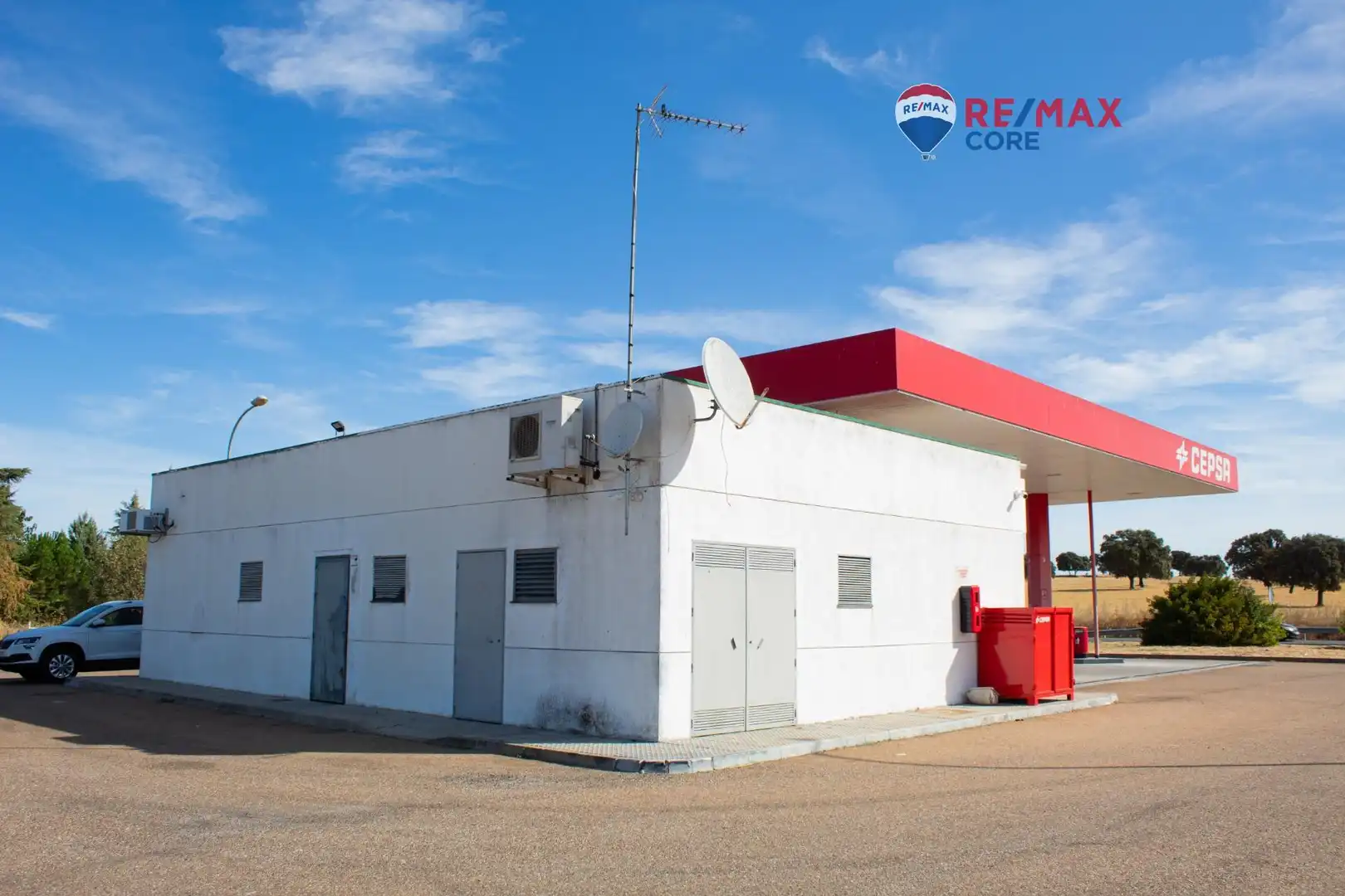 Vista exterior de Local en venda en Badajoz amb Aire condicionat