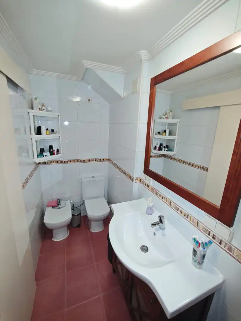 Baño de Piso en venta en Castilleja de la Cuesta con Aire acondicionado