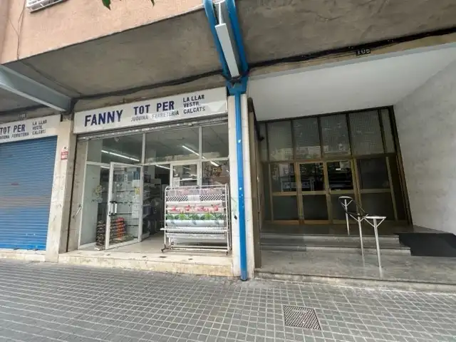 Fabrikhallen zum Verkauf in RAMON BERENGUER III, -1, Cerdanyola Sud