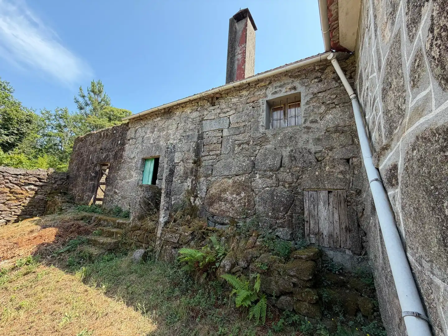 Vista exterior de Casa o xalet en venda en Salvaterra de Miño amb Jardí privat i Parquet