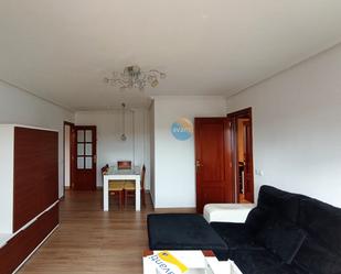 Living room of Flat for sale in Carbajosa de la Sagrada  with Heating, Terrace and Balcony