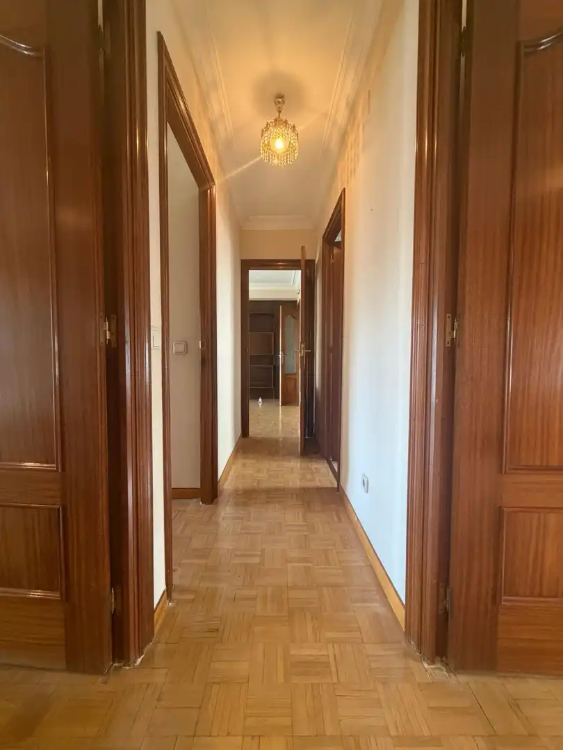 Piso en venta en Madrid con Calefacción, Parquet y Terraza