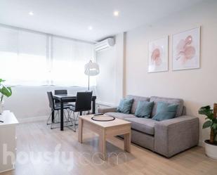 Living room of Flat to rent in  Madrid Capital  with Air Conditioner