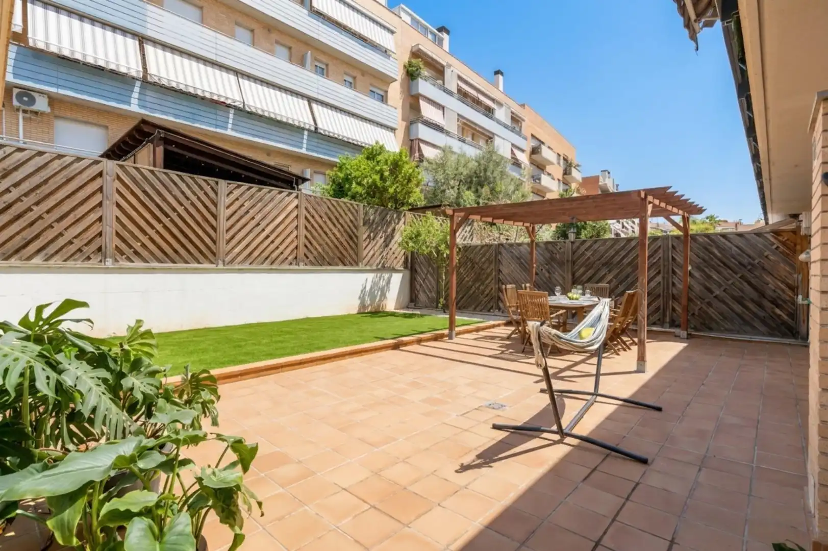 Terrassa de Pis en venda en Mataró amb Aire condicionat, Calefacció i Jardí privat