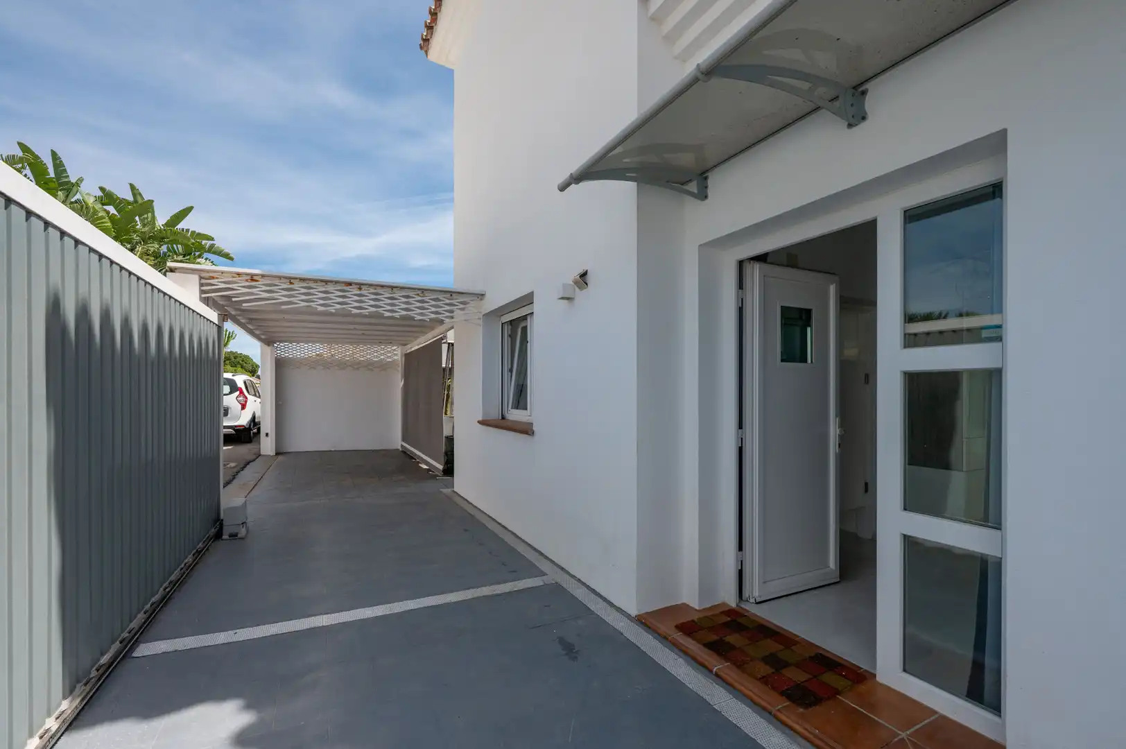 Houses for sale in Estepona  with Air Conditioner, Private garden and Terrace