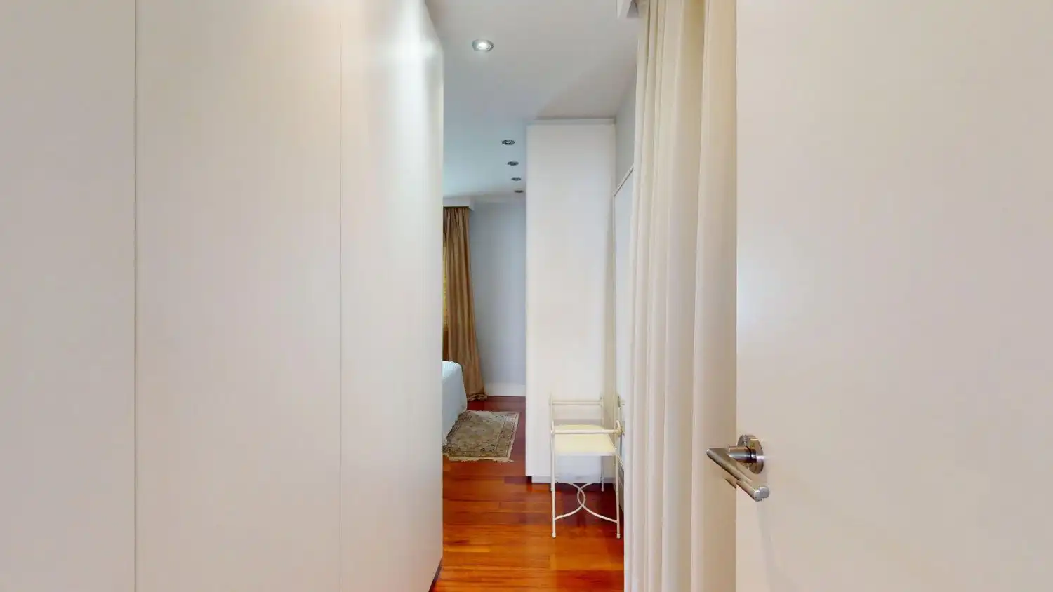 Wohnung zum Verkauf in Alicante / Alacant mit Klimaanlage, Heizung und Balkon