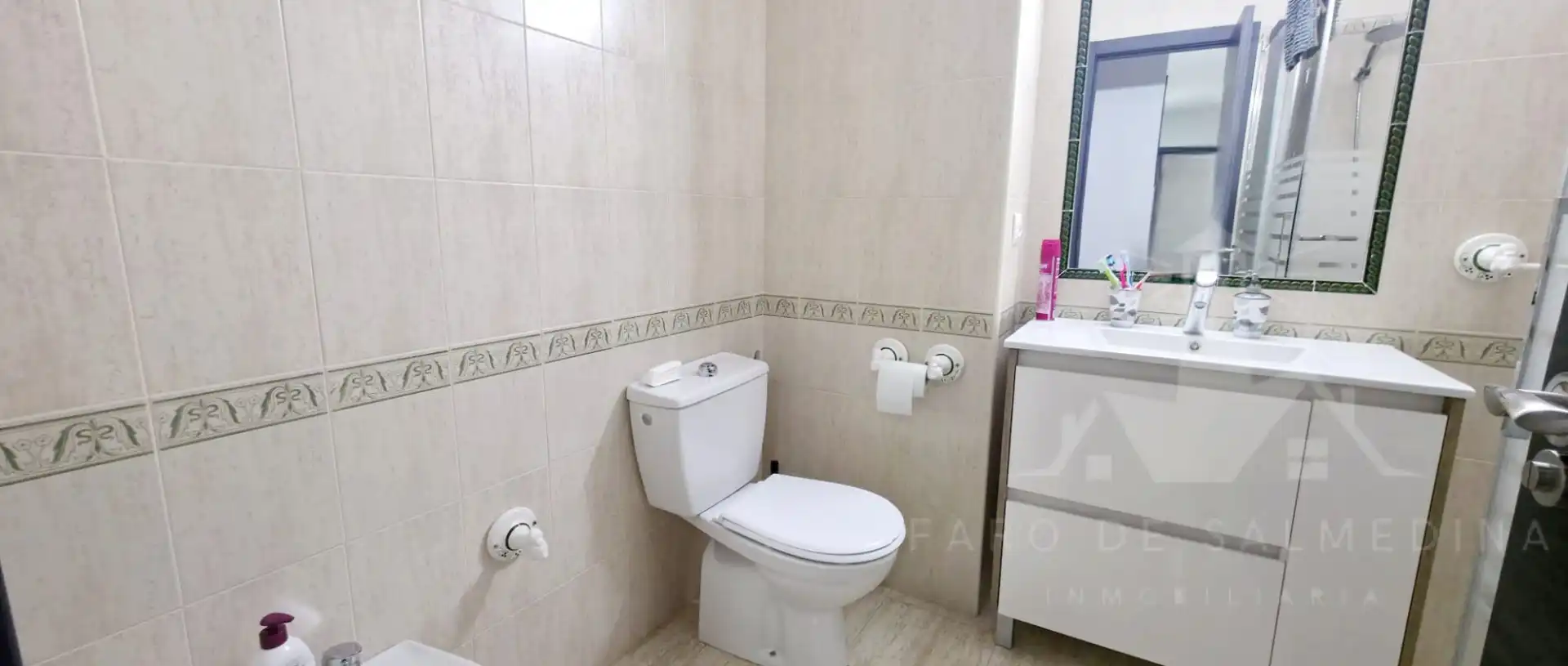 Bathroom of Flat for sale in Chipiona  with Air Conditioner and Terrace