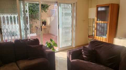 Foto 3 de Casa adosada de lloguer a Petrer, Alicante