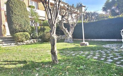 Jardí de Casa adosada en venda en El Masnou amb Aire condicionat, Calefacció i Jardí privat