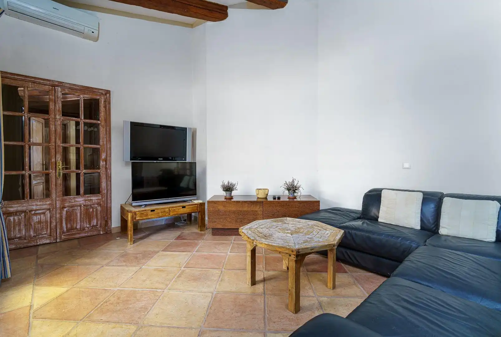 Sala de estar de Casa o chalet en venta en Capdepera con Aire acondicionado, Calefacción y Jardín privado