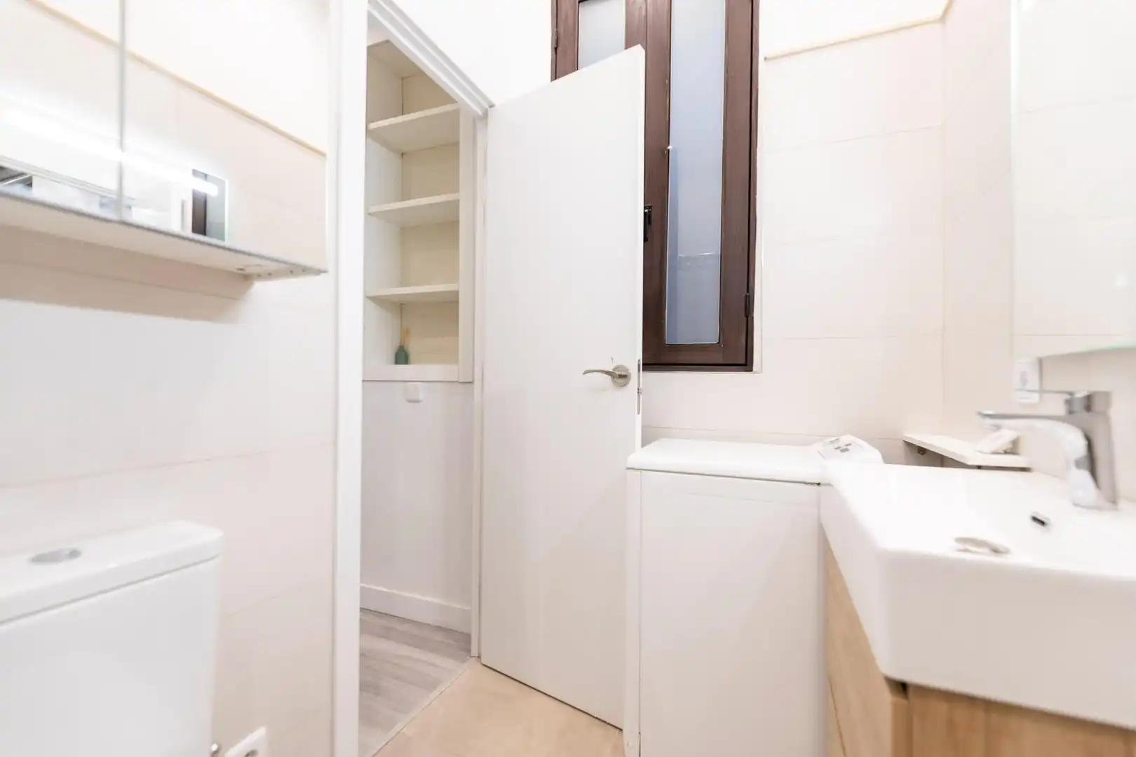 Badezimmer von Wohnungen zur Miete in Chamberí